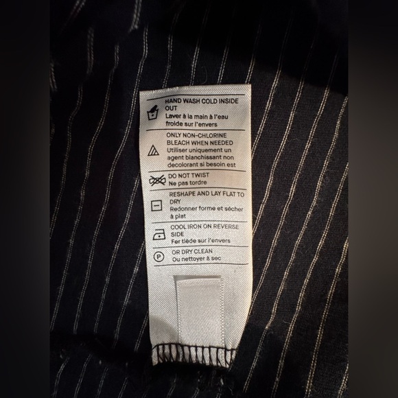 Vince Black and White Striped Short Sleeve Tee. Size medium. EUC - Picture 5 of 10